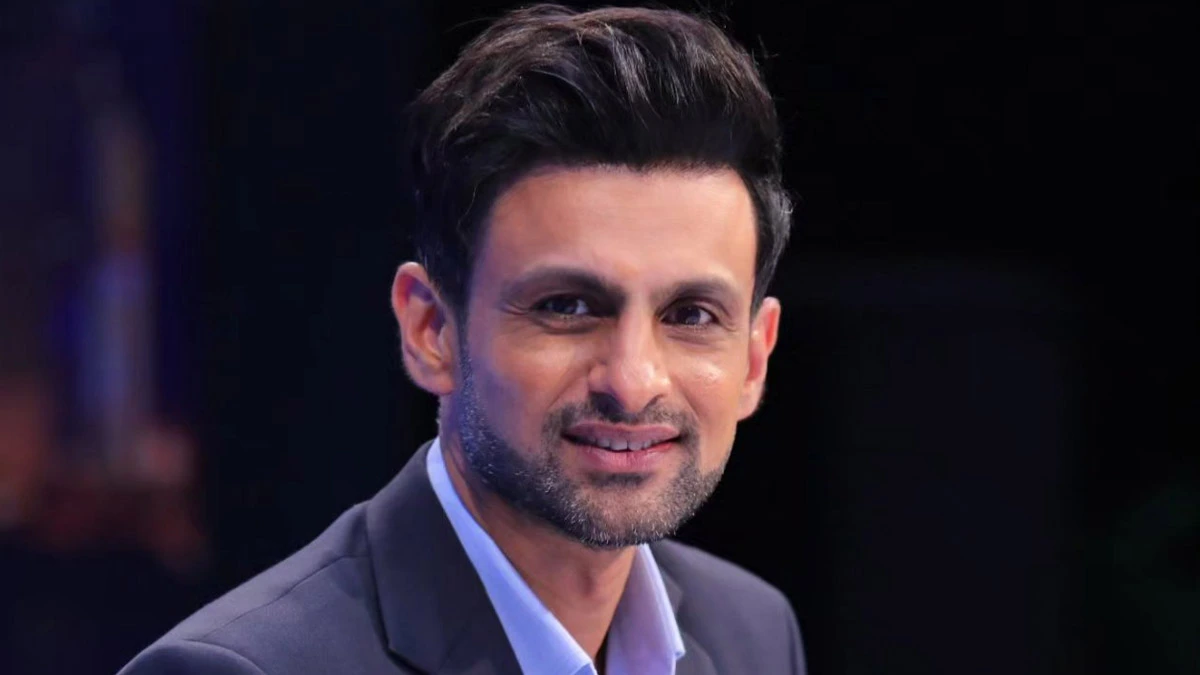 ICC Champions Trophy 2025 Shoaib Malik Urges India Not to Mix Politics with Sports